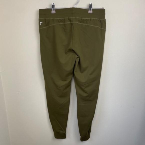 Zyia Active Olive Green Unwind Joggers - Picture 5 of 8